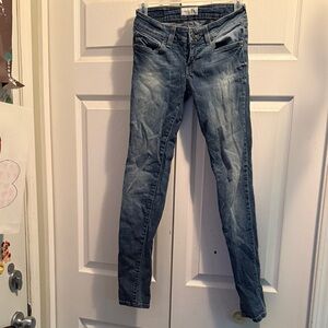 Stylish Denim Women's Skinny Jeans